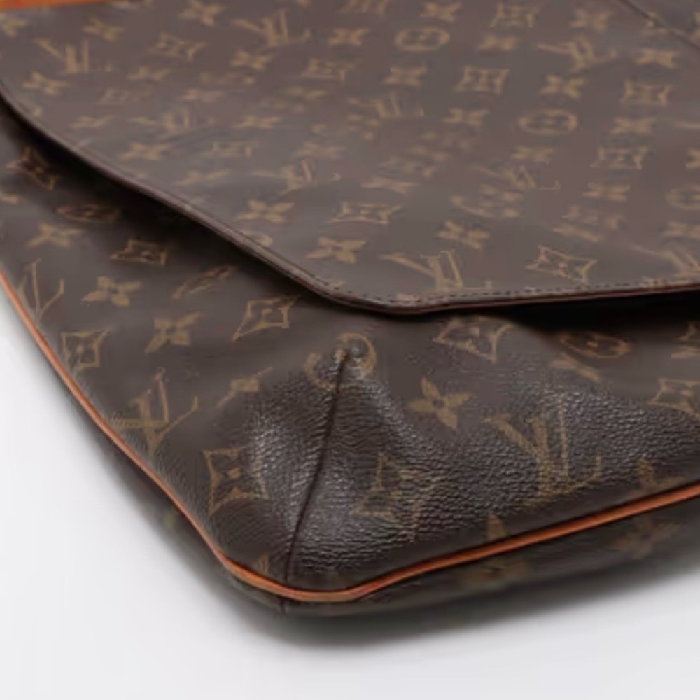 Authentic Louis Vuitton musette GM monogram crossbody bag - Picture 5 of 15